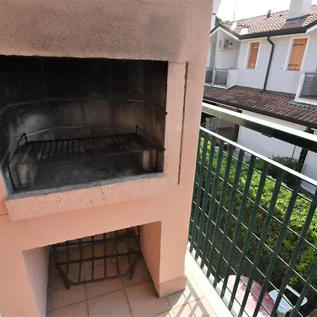 Mediterraneo-16 By Interhome * Rosapineta