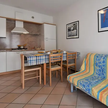 Mediterraneo-16 By Interhome *