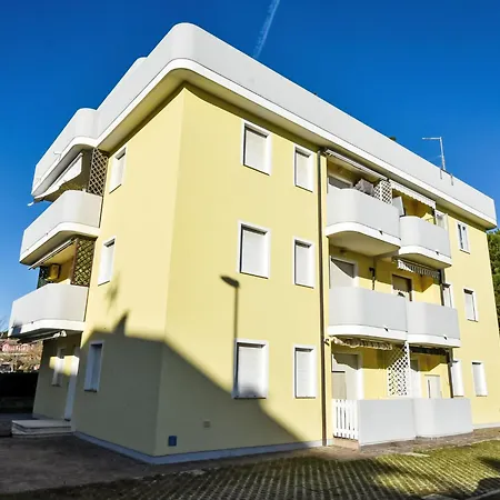 Mediterraneo-16 By Interhome * Rosapineta
